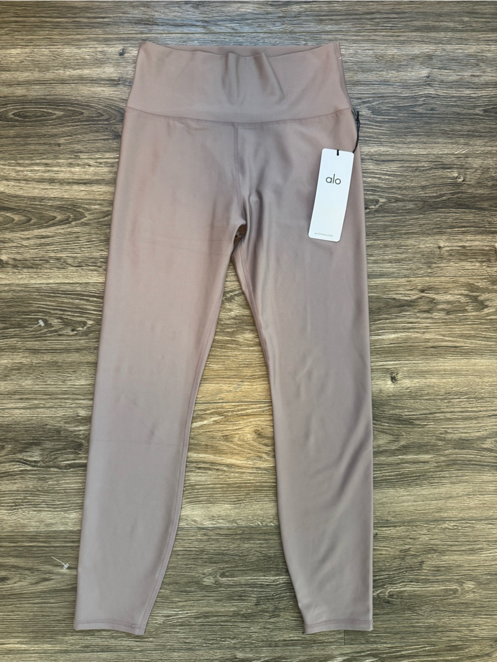 NWT Alo Yoga 7/8 High-Waist Airlift Leggings Mushroom Size L